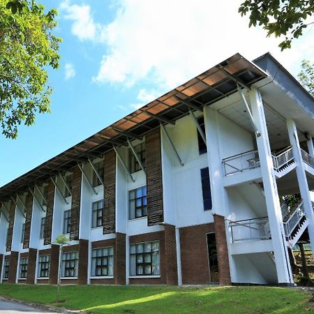 Puri Pujangga Hotel Bangi Ngoại thất bức ảnh