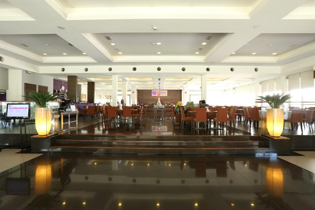 Puri Pujangga Hotel Bangi Ngoại thất bức ảnh